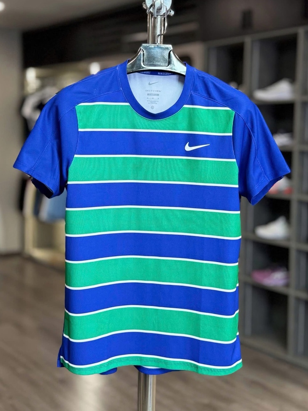 Nike tennis jersey
Brand new